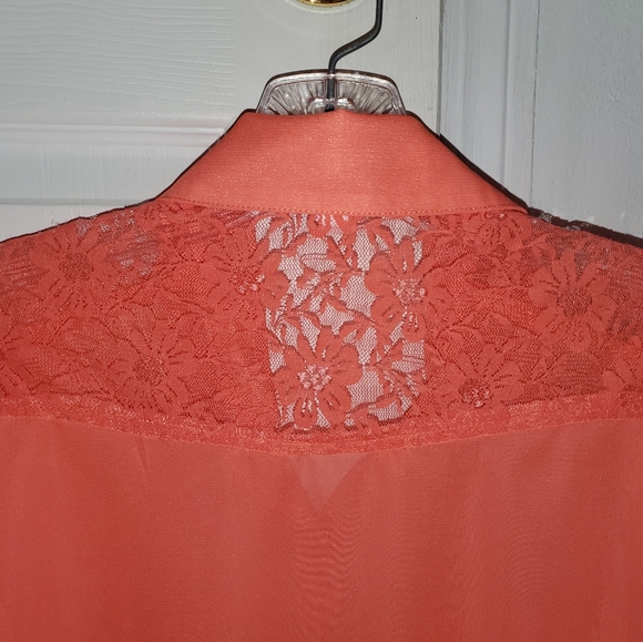 Bongo Front Tie Top - Picture 4 of 5